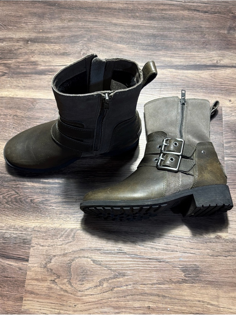 UGG Wilde Boot Women's Sz 6 Green Leather Suede Biker Moto Waterproof